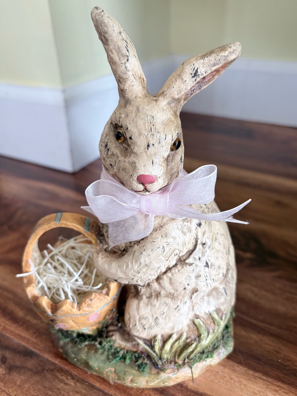 Resin Easter Bunny Rabbit Statue Decor With Ribbon & Basket